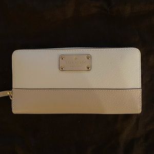 Kate Spade Zip Wallet